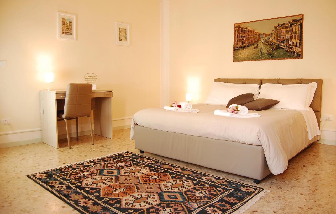 Cozy Quiet Venice Guglie Apartment Bagian luar foto