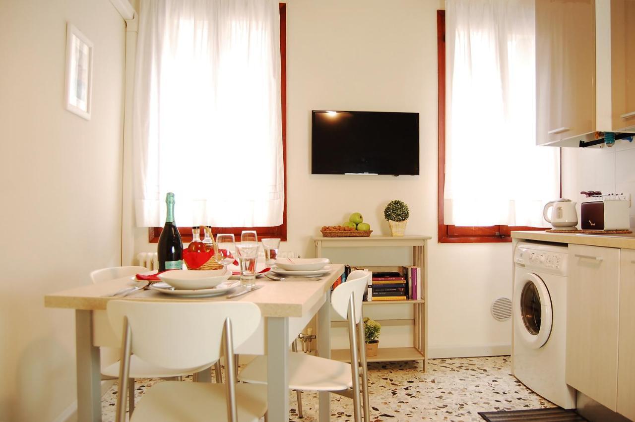 Cozy Quiet Venice Guglie Apartment Bagian luar foto