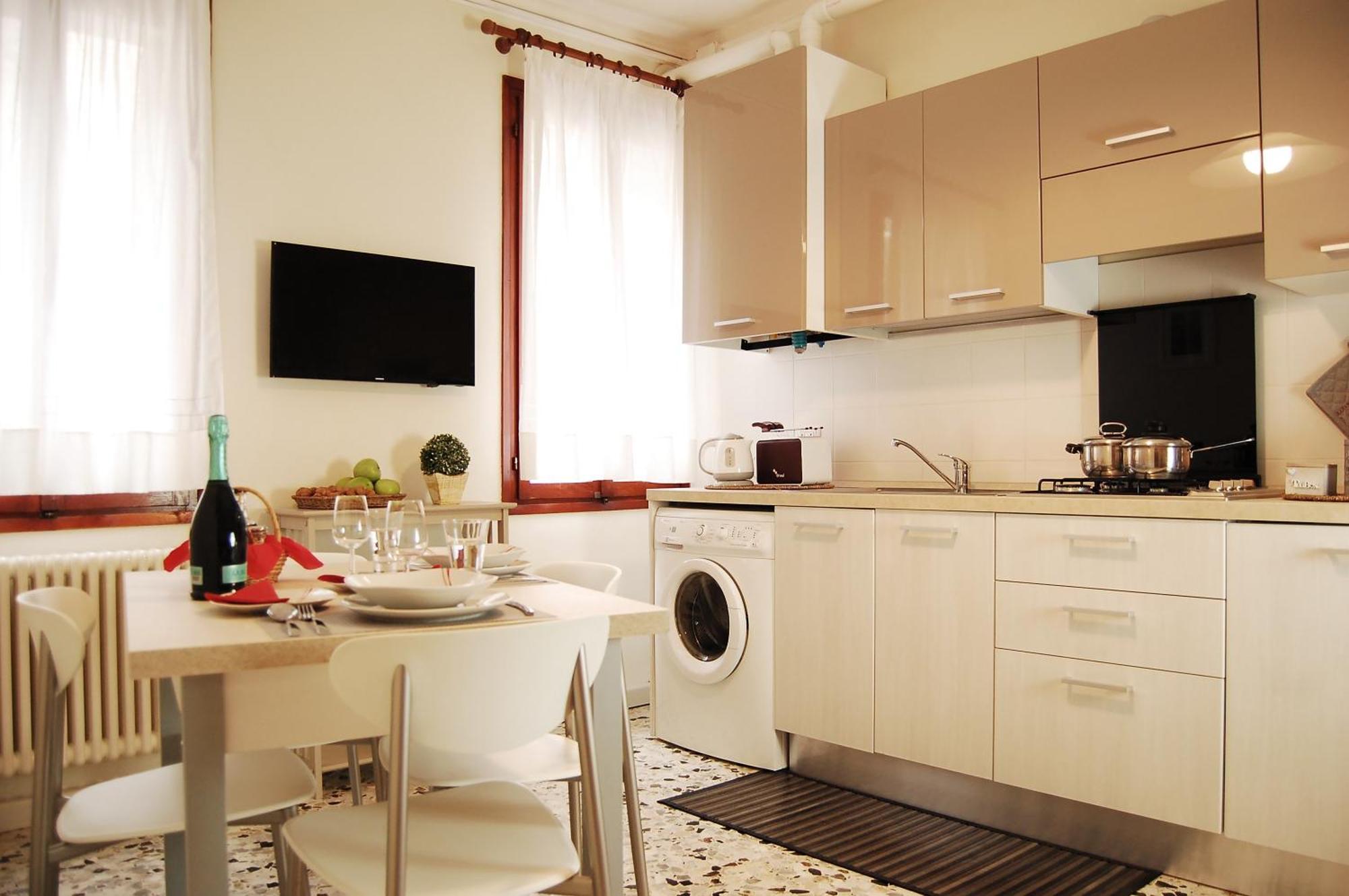 Cozy Quiet Venice Guglie Apartment Bagian luar foto